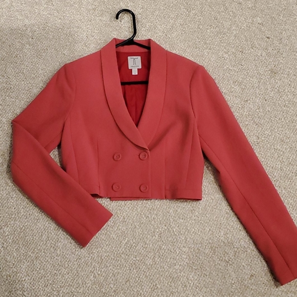 Tristan Jackets & Blazers - Pink cropped blazer